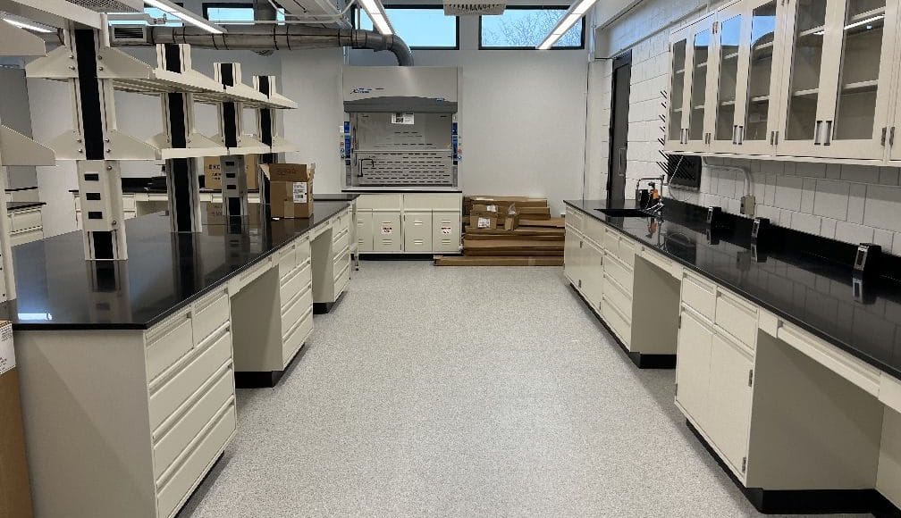 SelecTech Reports Stony Brook University Goes FreeStyle with Installation of BioLock tiles at New Lab