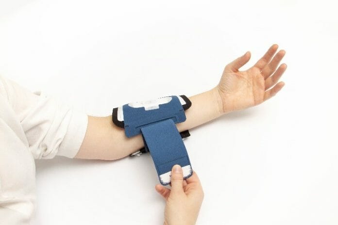 1st Connected Wellbeing Device Bracelet for Alzheimer's & Autism Launches