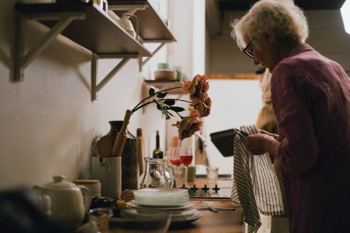 Trying to Create a Safe Environment for Your Elderly Parents At Home: Here’s a Guide on How to Get Started